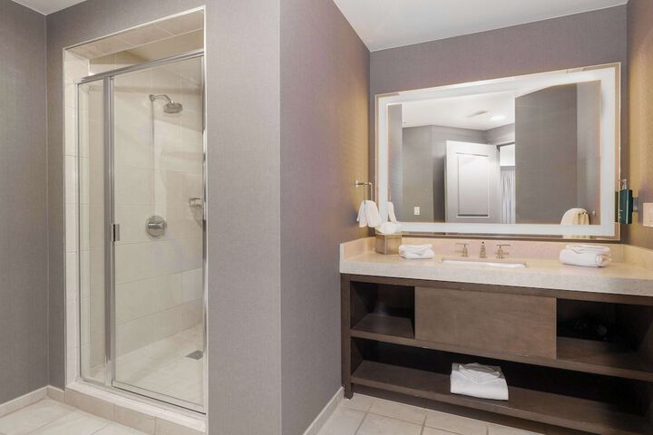 Bathroom shower