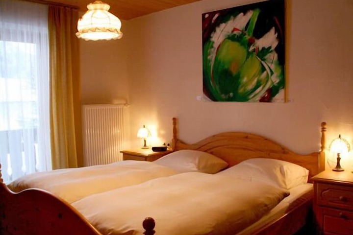 Room 4 of 54