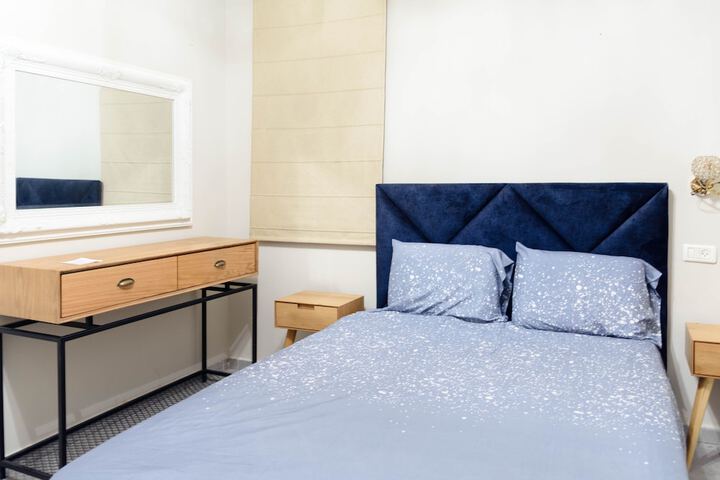 Room 21 of 40