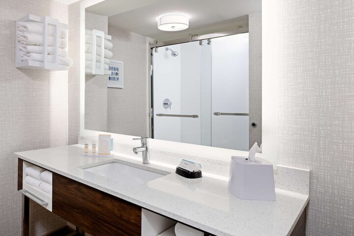 Bathroom shower