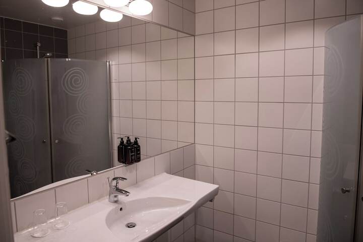 Room 75 of 114
