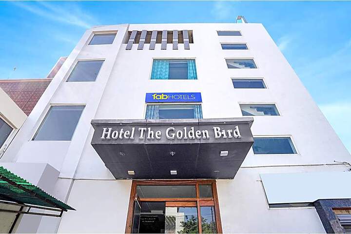 FabHotel White Castle