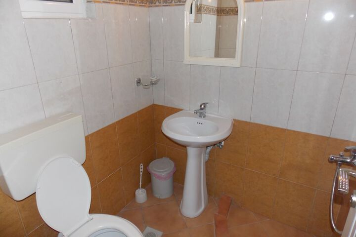 Room 16 of 17