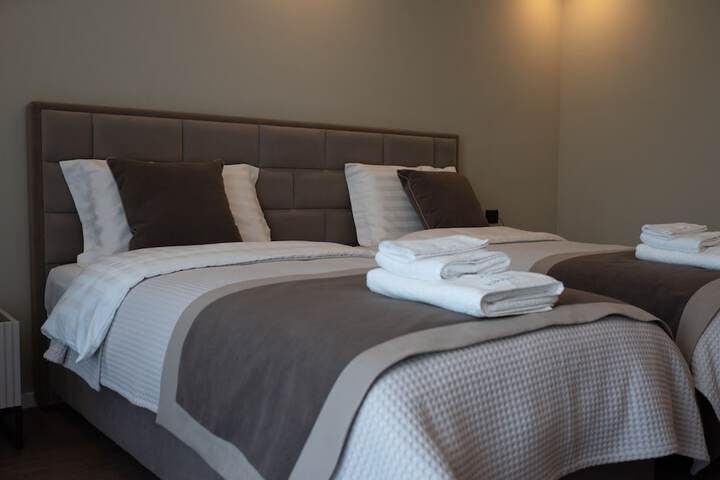 Room 15 of 65