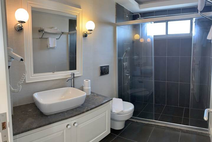 Clean Restrooms