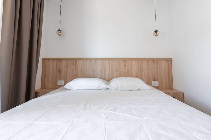 Room 3 of 16