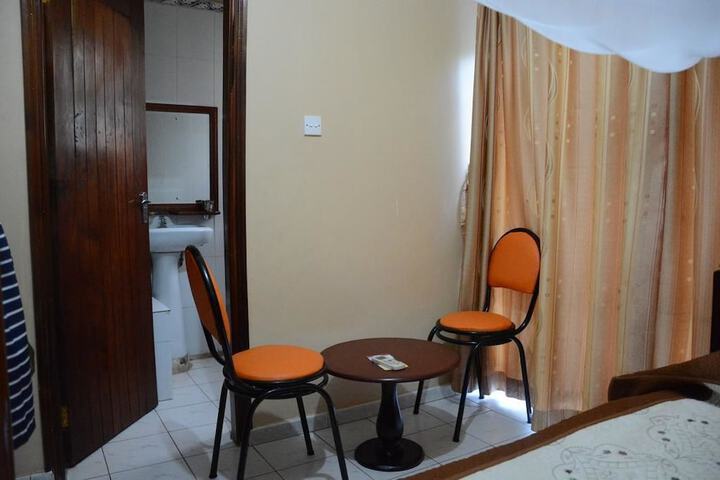Room 21 of 71