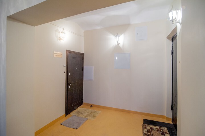 Ballroom/Hall 10 of 21