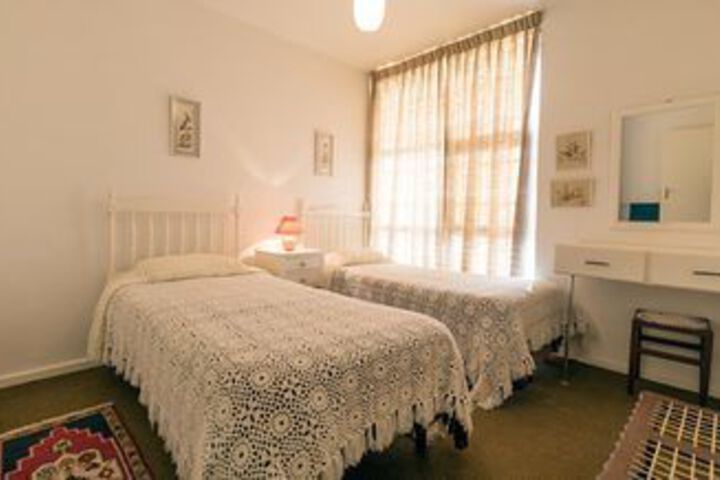 Room 6 of 21