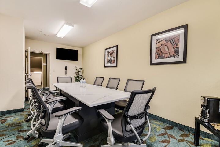 Meeting facility