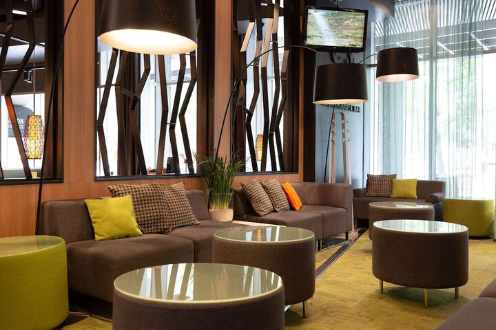 Guest Lobby