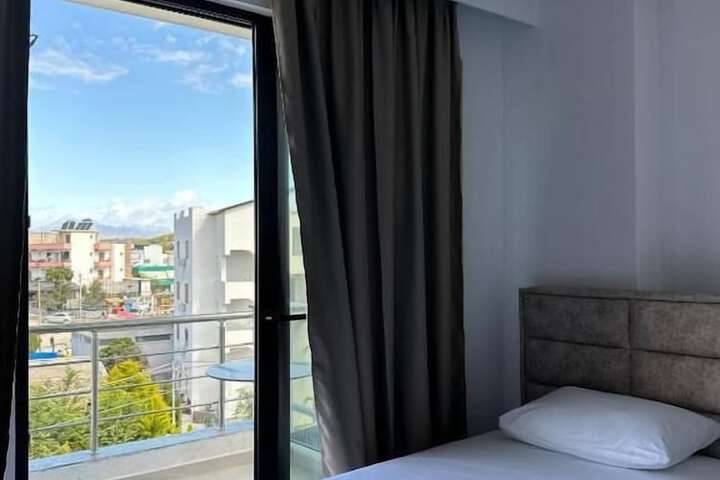 Room 25 of 96