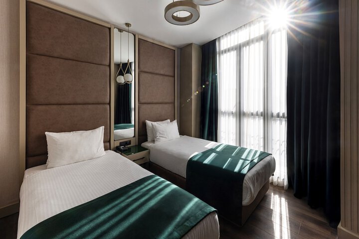 Room 8 of 64
