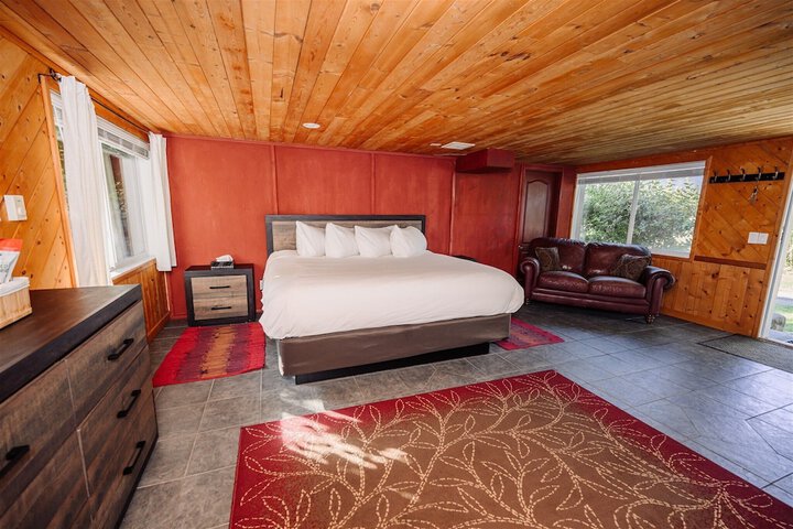 Room 16 of 74