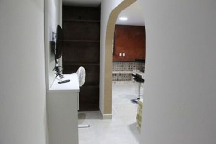 Room 26 of 42