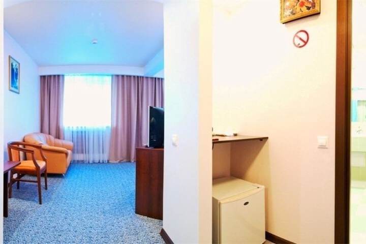 Room 4 of 50