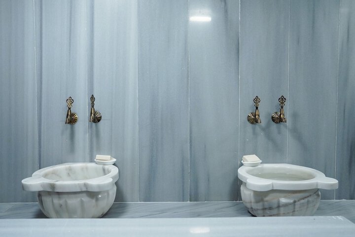 Room 28 of 45