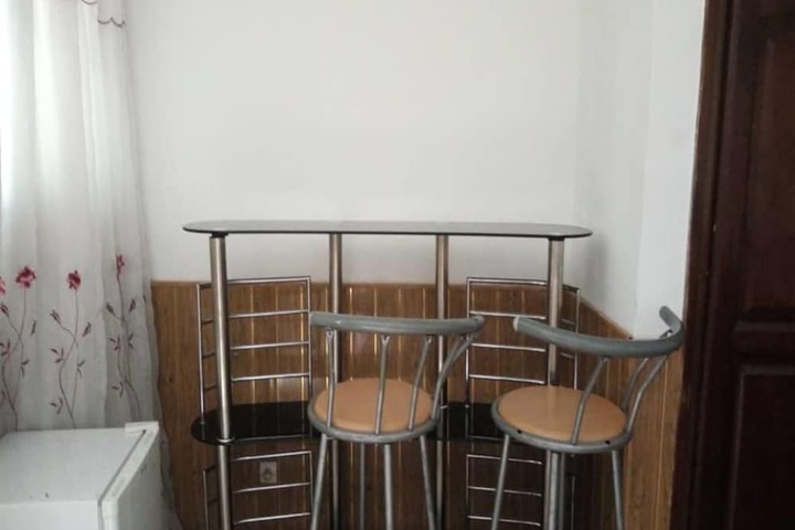 Room 13 of 23