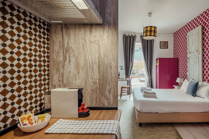 Room 64 of 97