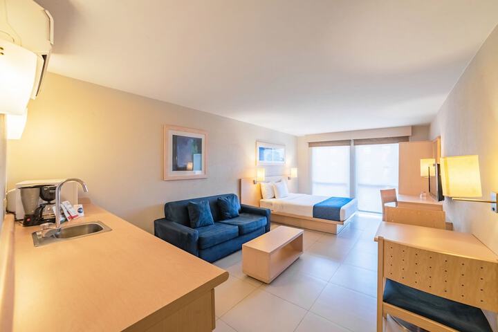 Room 6 of 46