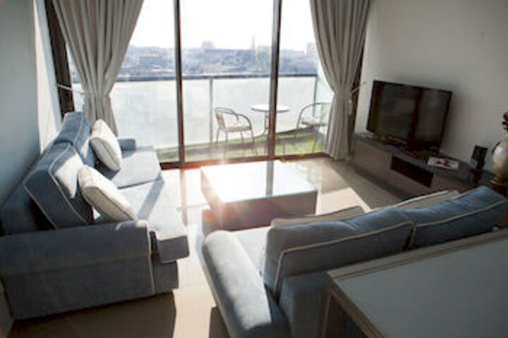 Room 100 of 120