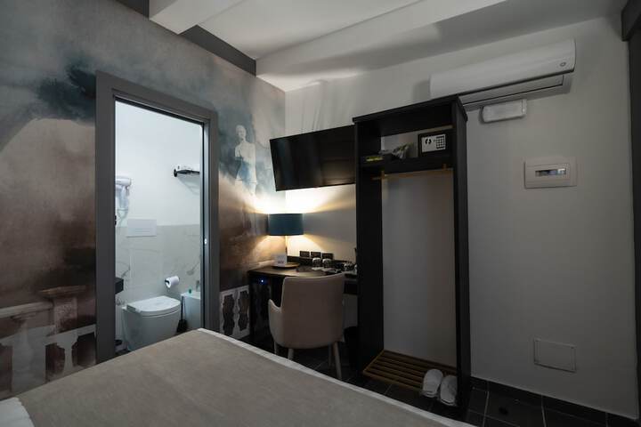 Room 38 of 209
