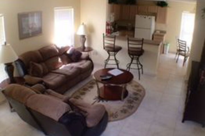 Room 12 of 18