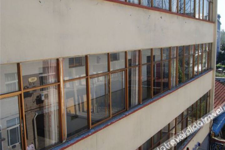 Hotel 7 of 38