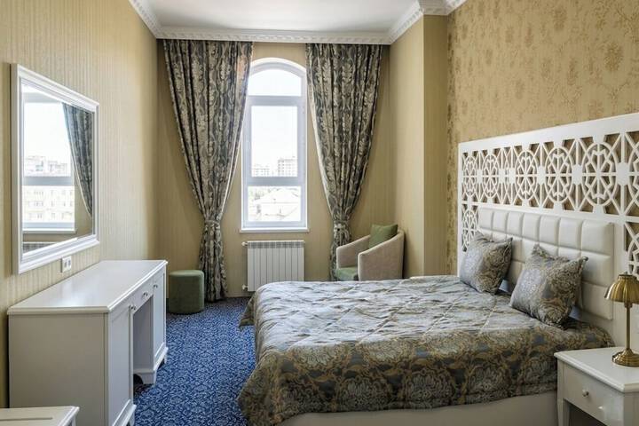 Room 25 of 122