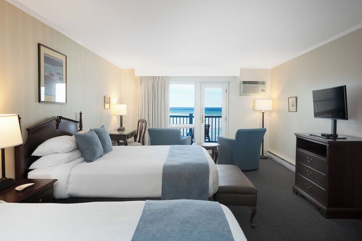 Room 52 of 176