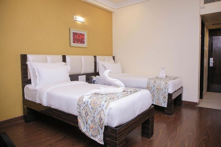 Room 14 of 42