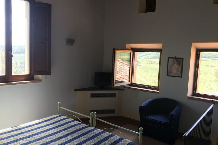 Room 9 of 51