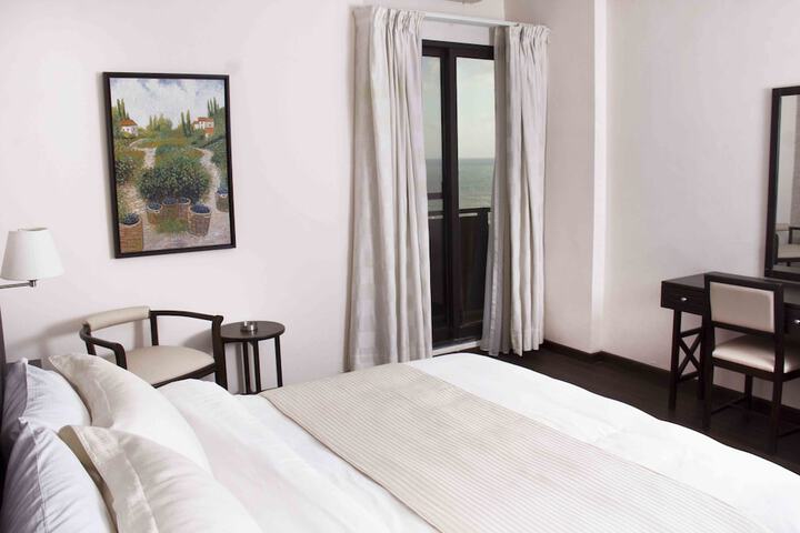 Room 2 of 13