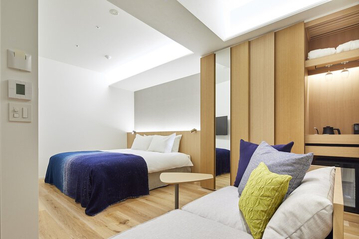 Room 10 of 40