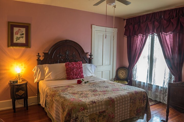 Room 25 of 58