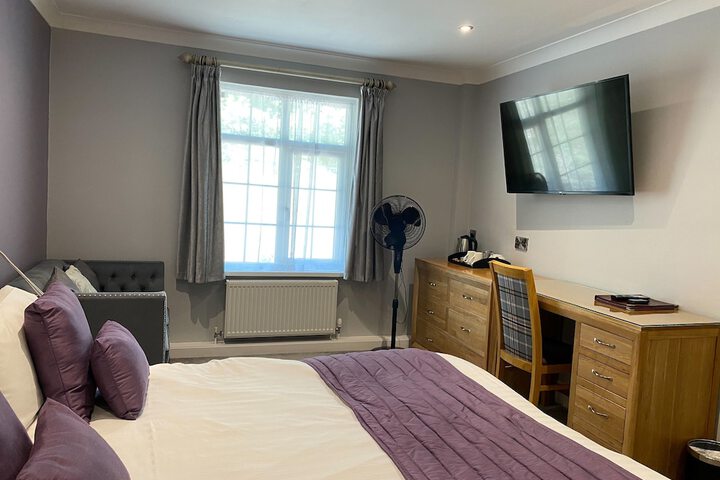 Room 14 of 84