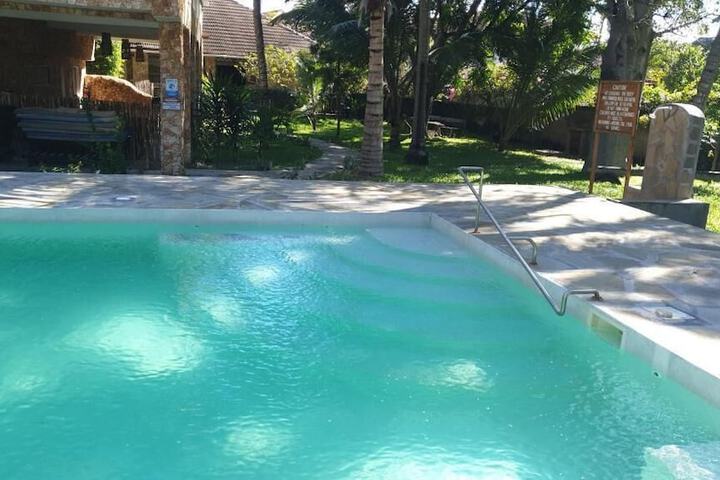 Pool 42 of 66