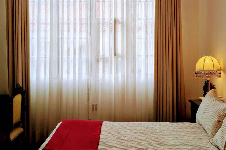 Room 23 of 70