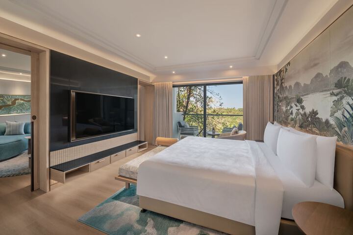 Room 14 of 79