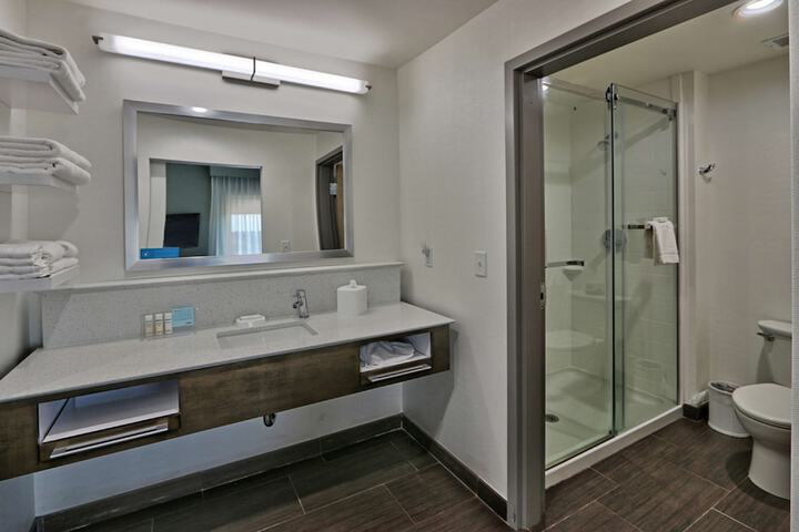 Bathroom shower