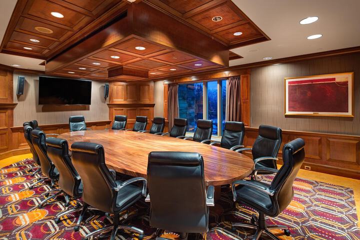 Meeting facility