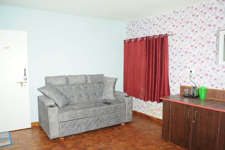 Room 2 of 26