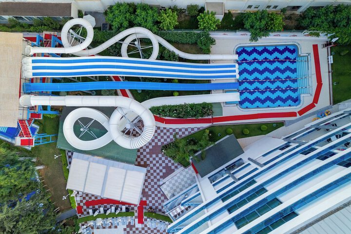 Pool 35 of 138