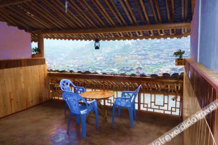 Guanjing Xijiang Holiday Hotel