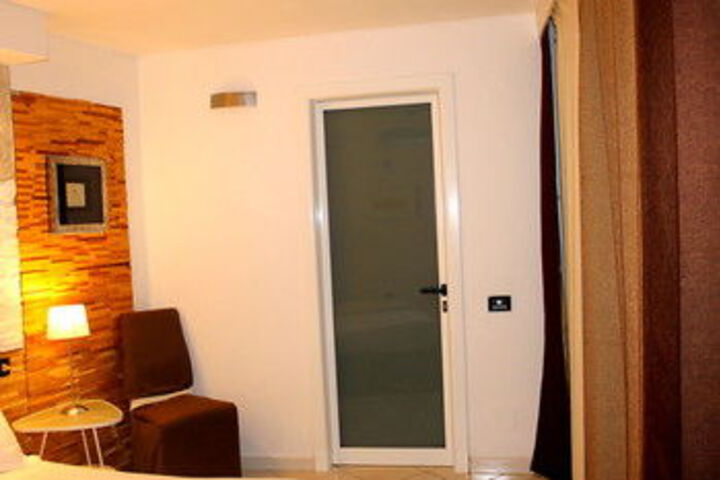 Room 139 of 191