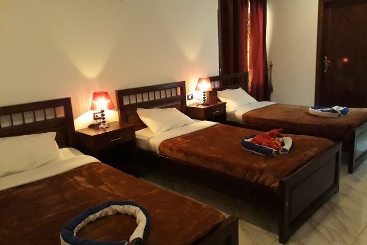 Room 7 of 63