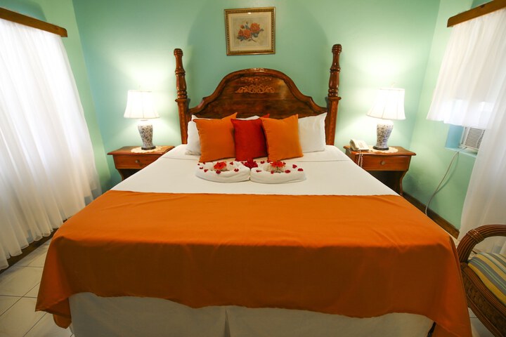 Room 21 of 162