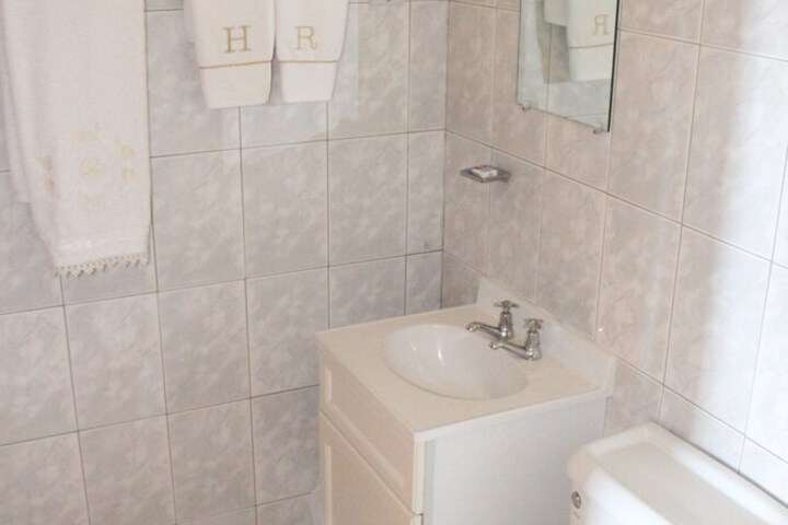 Room 44 of 70