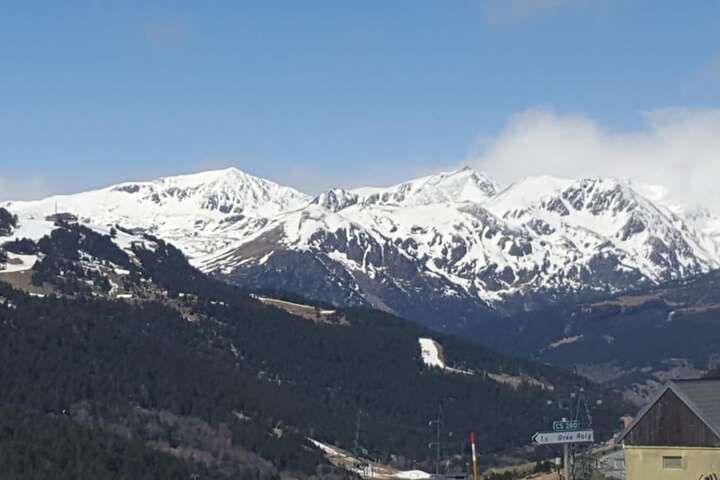 Snow and ski sports
