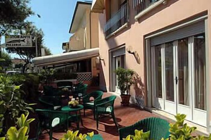 Hotel 59 of 62